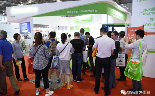 先聲奪人！家樂事5S凈水器攜健康平衡水機(jī)2.0新品閃耀第十二屆上海國際水展